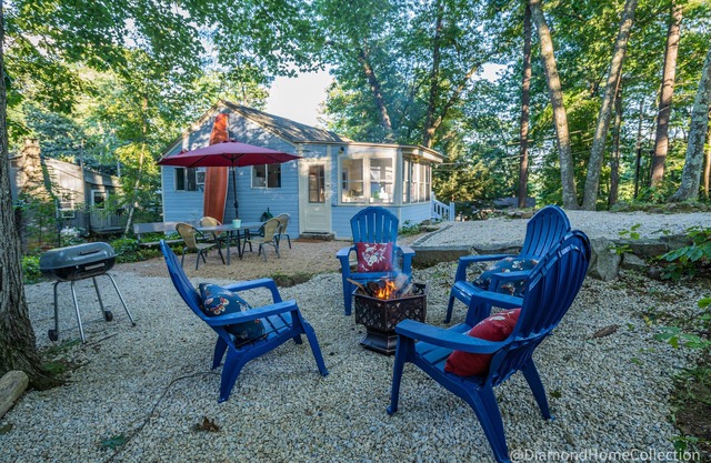 Big Fish, Little Pond. Fire Pit Swimming, Hiking, Kayaking, and Fishing!