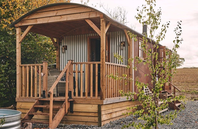 Big Sky Hideaway - Luxury Cottages