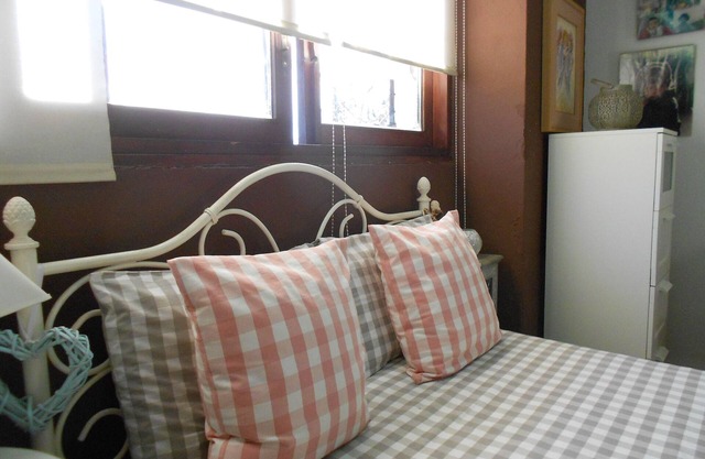 Big Sunny Triple Bedroom with private wc