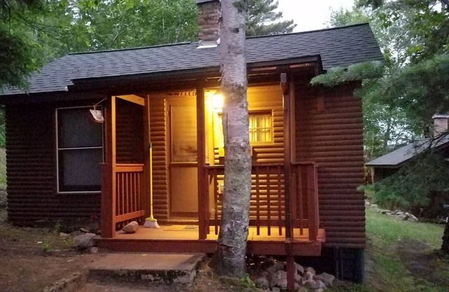 Birch Cabin at Vintage Vermilion Resort