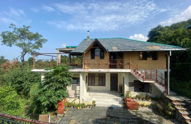 Birdsong Homestay- a cozy home in quaint village