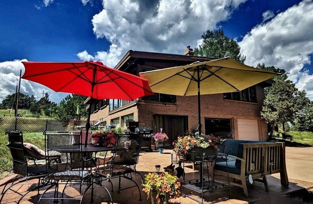 #BitofHeaven! Beautiful 2BR 2BA W/D Scenic & Serene Mtn Home on 1-Acre (Dog OK)
