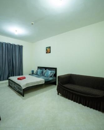 Bj ROOMS
