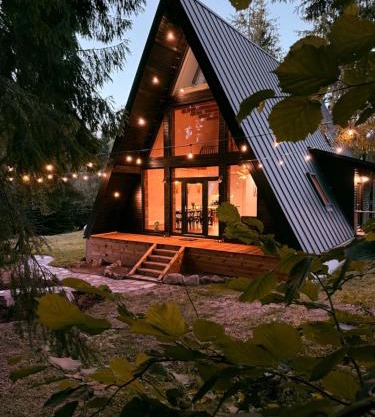 Black Raven Cabin