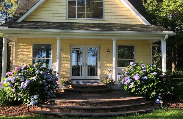 Blissful Retreat In Rock Hall