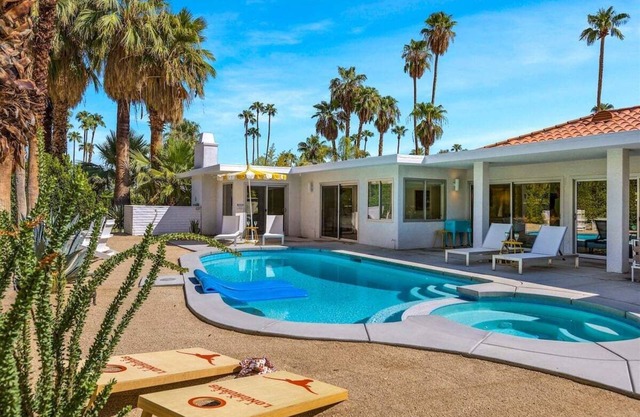Blue Door at Indian Canyons – Mid-Century Retreat with Pool, Spa, Golf Course and Mountain Views