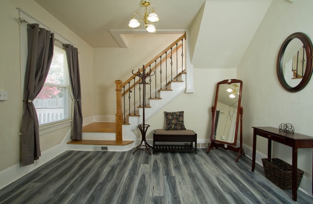 Blue Oasis House: be close to everything in Roanoke