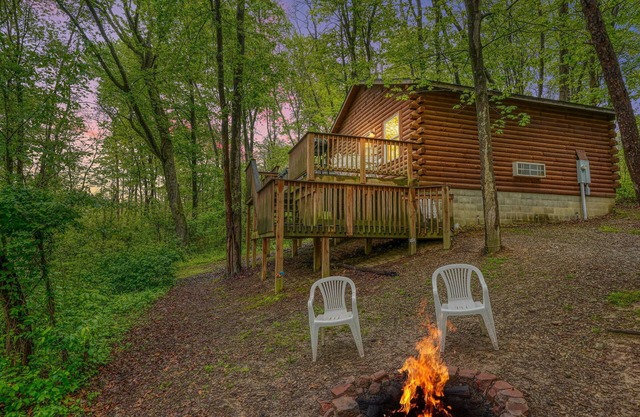 Blue Rose Cabins - Pine Ridge Cabin