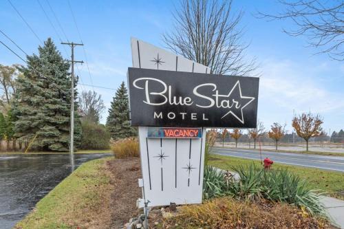 Blue Star Motel