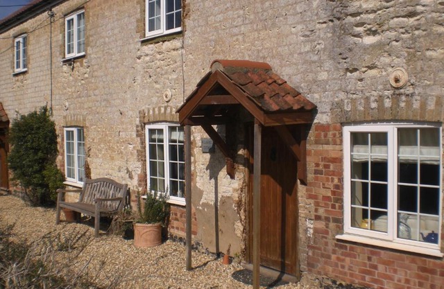 Bluebell and Appletree Cottages
