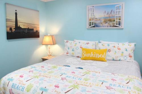 Bluebonnet by the Sea - Resort-Style Pool and Beach Views