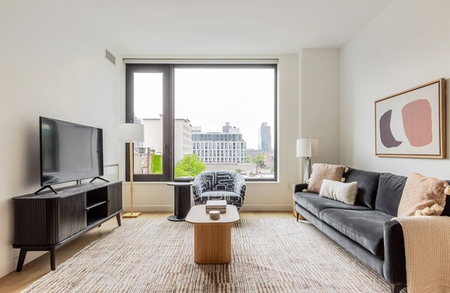 Blueground | Gowanus, rooftop pool, nr Prospect Park