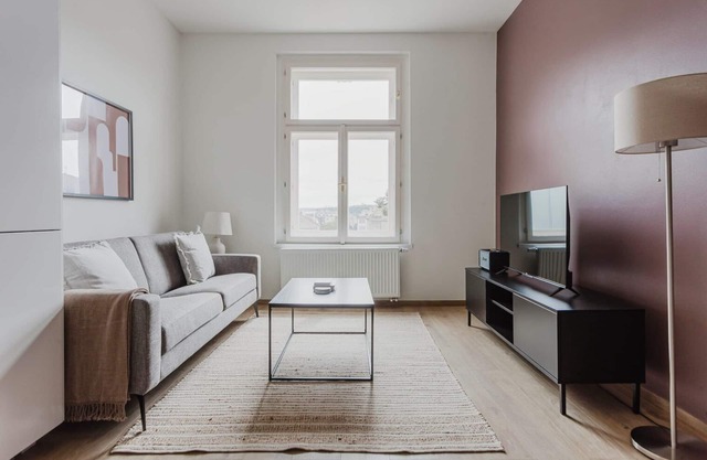 Blueground | Prague 10, equipped, furnished (PRG-16)