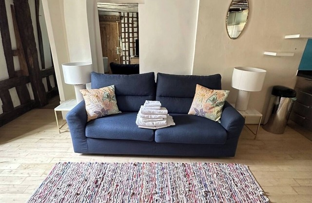 BnBNook - Charming 1BR Near Palais Royal and Louvre