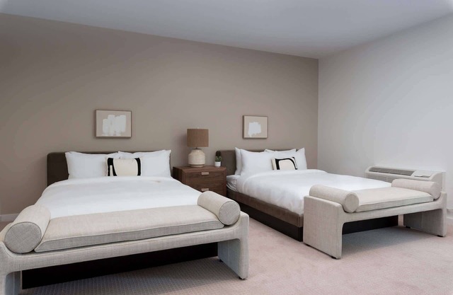 Boardwalk Hotel by Kasa | Double Queen Kitchenette
