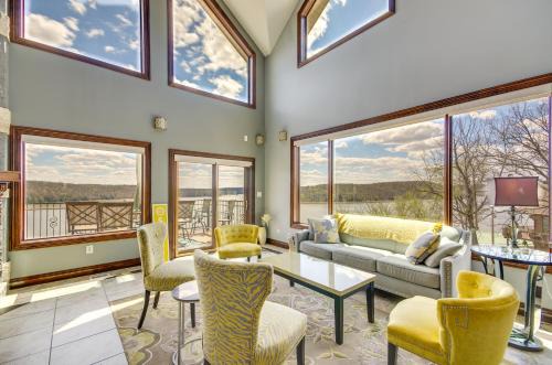 Boat Dock and Kayaks Luxury Lake of the Ozarks Home