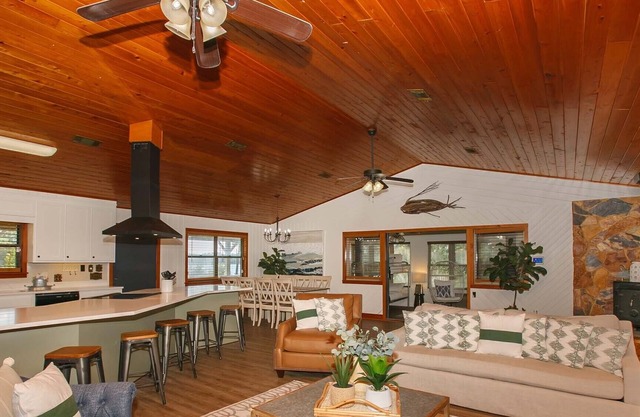 Boaters dream, Private Pier-space for 2 boats & free parking, Pet friendly