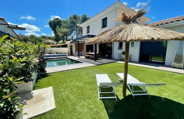Bohemian chic villa near beach and forest