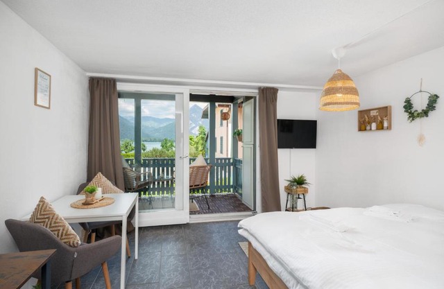 "Boho Oase" with lake view and pool