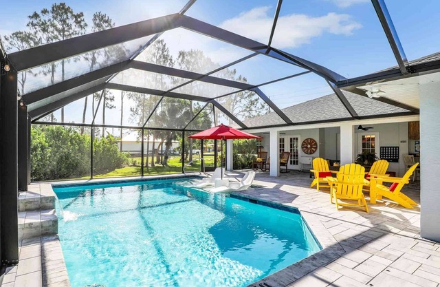 Bonita Springs Beach Retreat with Saltwater Pool