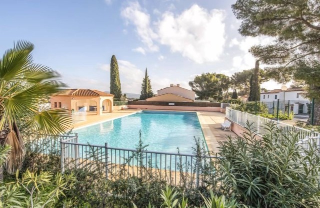 Bonporteau by Interhome