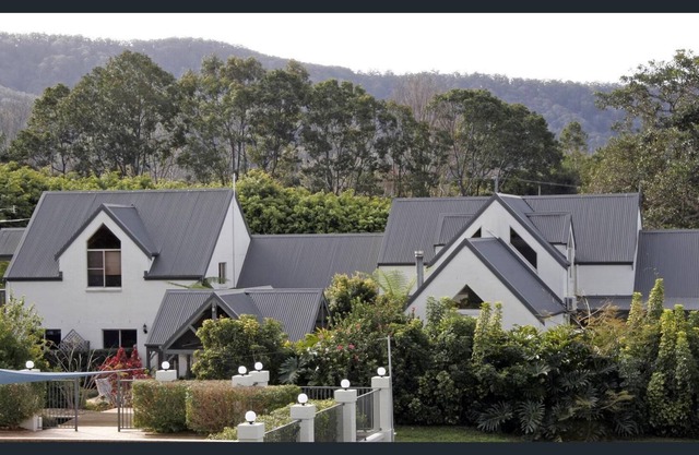 Bonville Estate is a semi rural resort- style home located in Bonville, NSW