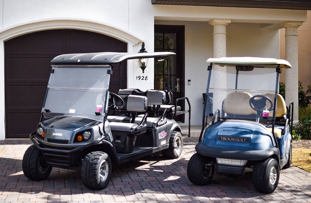 Book 3 Nights & Get 4th Free *Two Golf Carts *Grill *Pool *Spacious Private Home