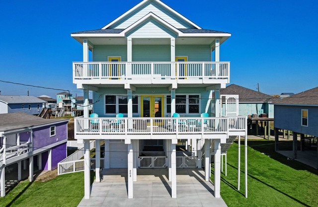 Book any 3+ Night stay Get 2 Free Golf Carts Beach Luxury at an Affordable Rates