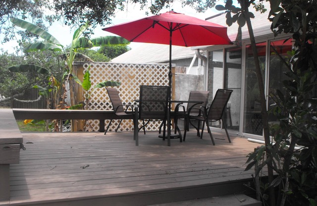 BOOK NOW! FALL DISCOUNT: St. Augustine Townhouse for 2 nr Beach, Non-smoking
