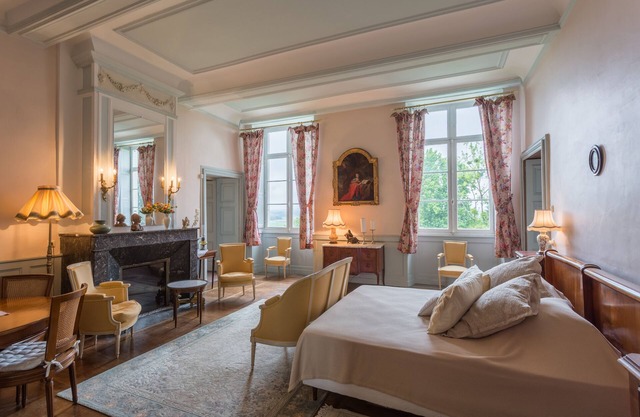 Bordeaux Suite at the Château d'Estrac