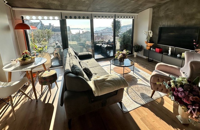 Bosphorus Seaview flat & Alexa smart home