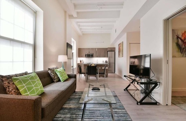 Bostons Best Location! 1BR w/AC/Heat & Wifi | Downtown