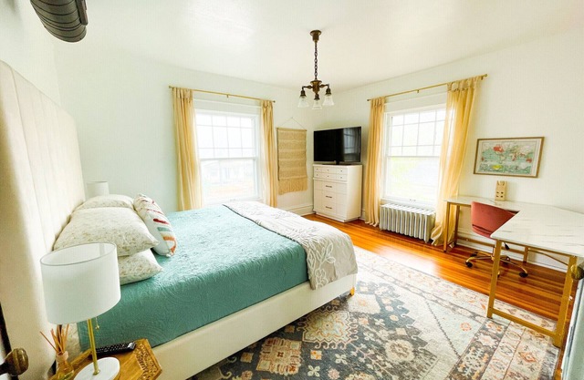 Boutique B&B | Flor de Leon Historic Home