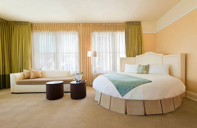 Boutique Downtown Hotel! Luxe Pet-friendly Suite, Near Providence Park!