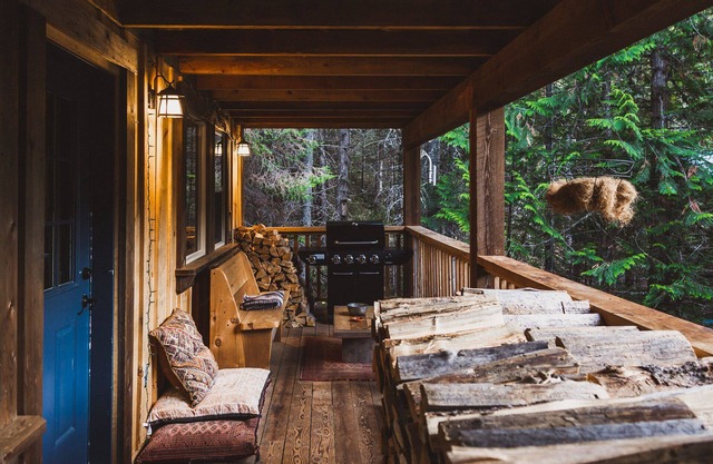 Boutique Mountain Lodge - 4 Luxury Cabins, 20 km South of Nelson
