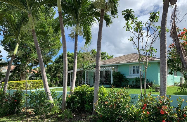 Brackish Villa - Entire Home for the Whole Fam