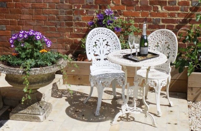 Bramble Bank 'cartshed'-1 Bed Cottage-sleeps 2