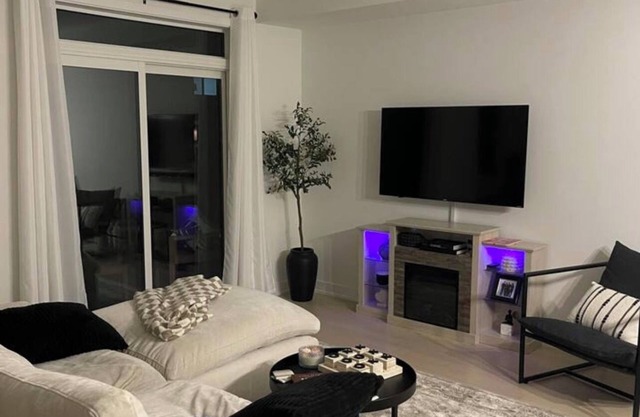 Brand new home , stylish and comfy !
