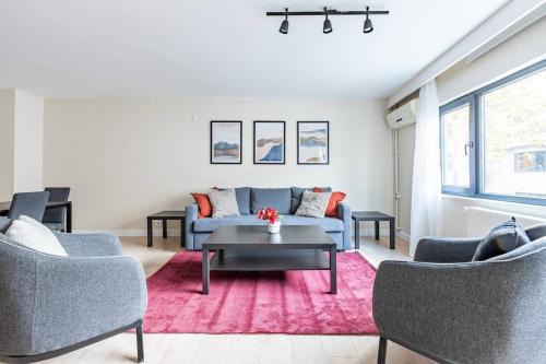 Brand New Modern Prime 2bd1bath Cozy Home! #244