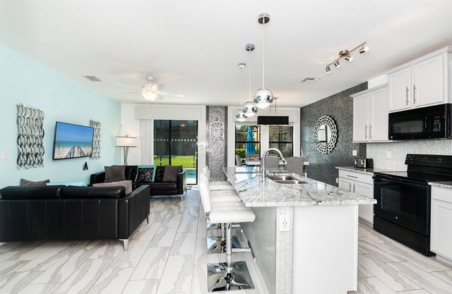 BRAND NEW TO RENTAL MARKET - STUNNING SOUTH FACING 4 BED/3.5 BATH HOME