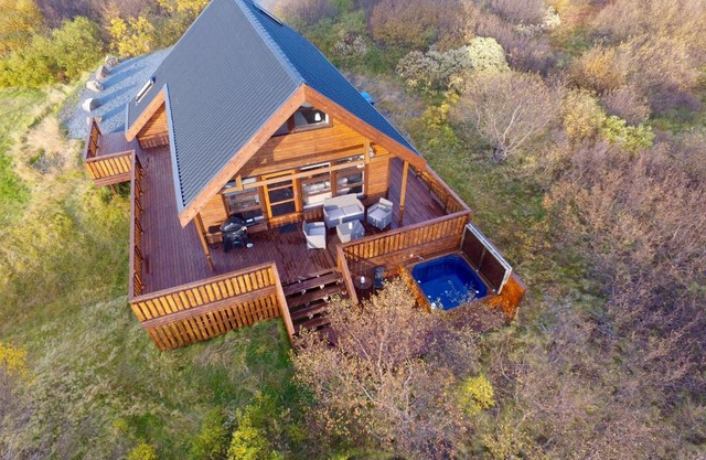 Brekkugisting Villa