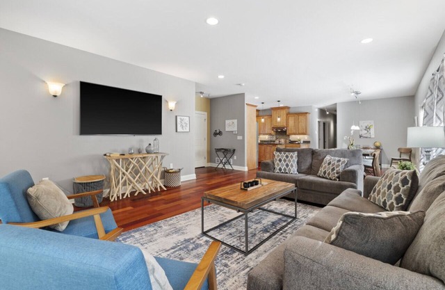Brewers Hill Belle, 3 bed, 3 bath, & balcony