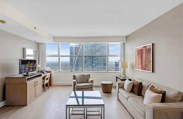 Brickell AKA Stylish Condo by Palermo Home