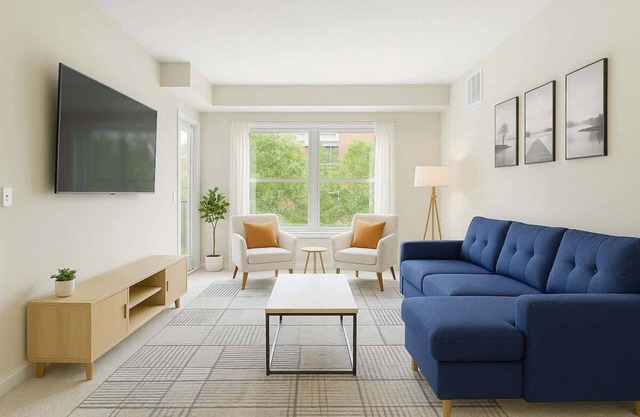 Bright 2BR Stay | King and 2 Queens + FREE Parking