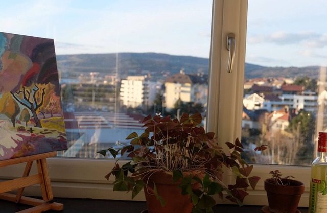 Bright apartment crossing 6th floor 90m2