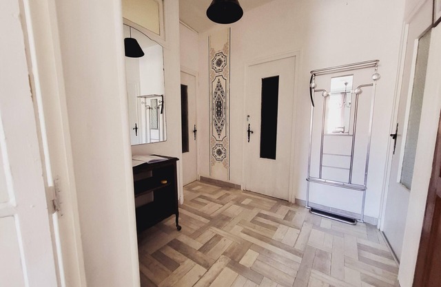 Bright apartment in Saint Ambroix near amenities