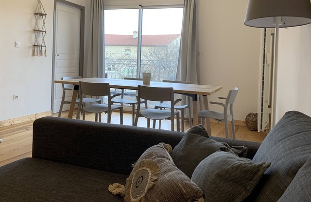 bright charming apartment in private property close to amenities