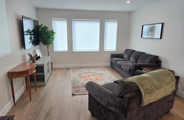 Bright Daylight Suite
