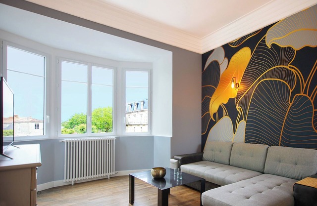 Bright downtown apartment with terrace