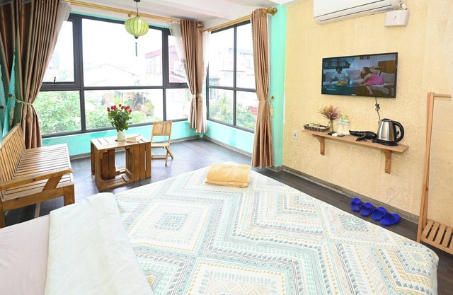Bright/Hanoi style/Old quarter/3 mins walk to Hoan Kiem Lake/6private RS/*20 pax